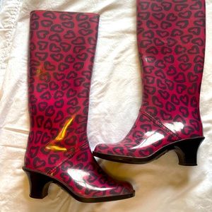Marc Jacob Pink Heart Rubber Rain Boots - sz 6.